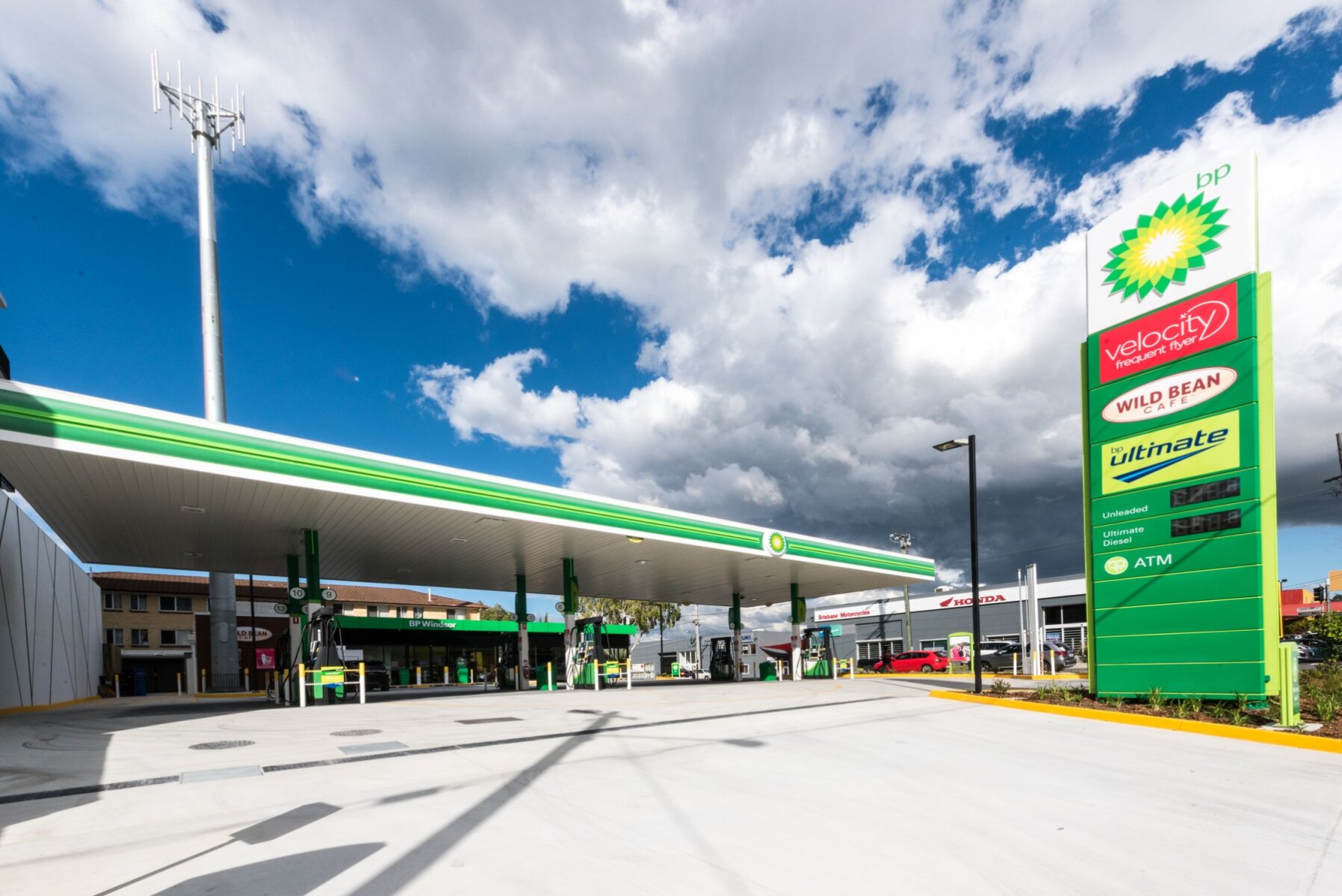 BP gas stations give health care workers 50 cent discount 